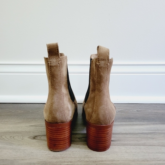 NEW Steve Madden Chelsea Boot in Brown Suede Leather - Picture 3 of 7